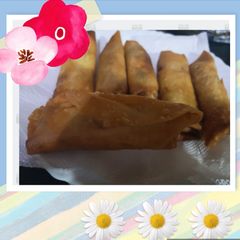 A picture of Spring rolls.