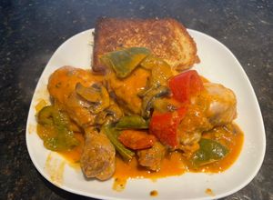 Una foto de Pollo Cacciatore (a la cazadora)