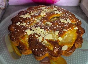Une photo de Gâteau 🍰 moelleux aux poires 🍐