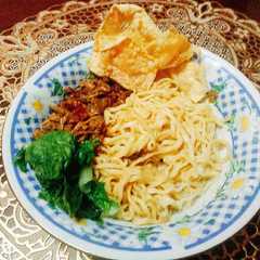 A picture of Mie Ayam 🐔.