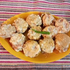 Bhat karela pur with white sauce A picture of Bhat karela pur with white sauce.