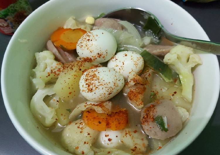 Bagaimana Membuat Sup Telur Puyuh Bakso Sosis, Bikin Ngiler