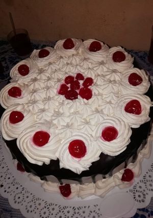Una foto de Torta simple de cumpleaños