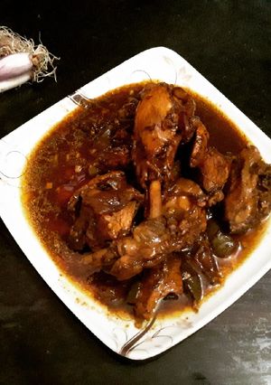 সয়া গুড় চিকেন(Soya sauce chicken with jaggery recipe in Bengali) রেসিপির প্রধান ছবি