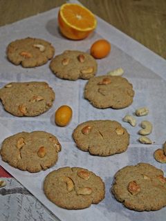 Una foto de Galletas de Naranja integrales, veganas y sin azúcar