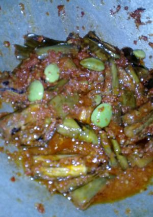 Foto resep Balado terong bakar pete