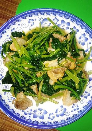 Hình của món Cải ngọt xào tóp mỡ.