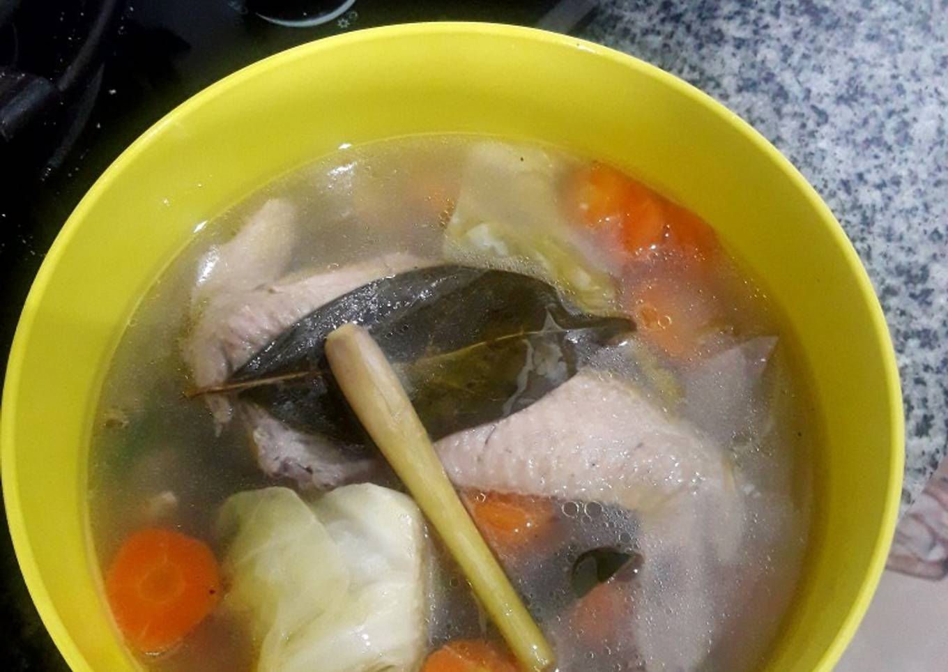 Sop ayam rempah (ala pak Min)