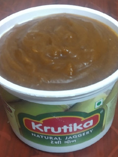 ખજૂર આંબલીની ચટણી માટેનો પલ્પ (Khajoor Tamarind Chutney Pulp Recipe In Gujarati) રેસીપી મુખ્ય ફોટો