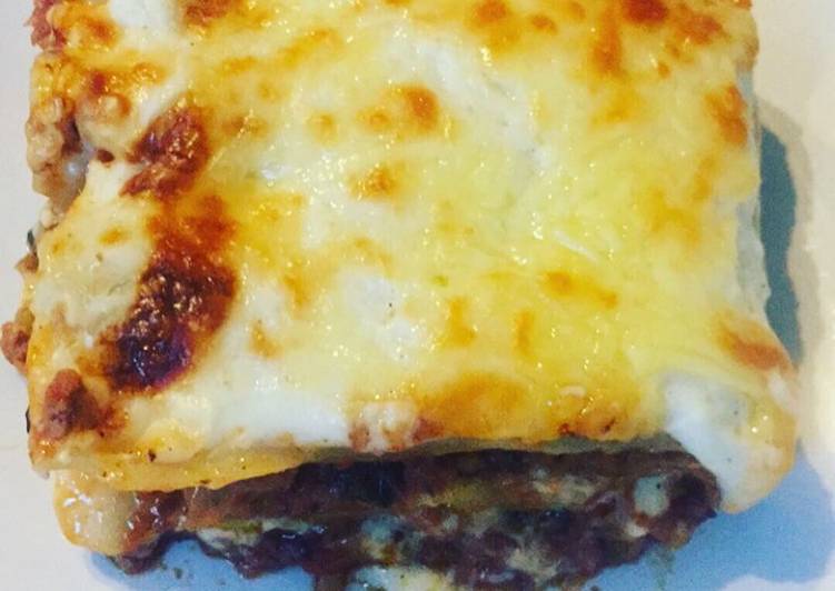 Lasaña de verduras y carne picada