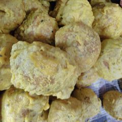 A picture of Aloo chop.