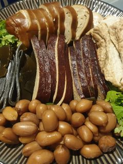 素食滷味-壓力鍋版本 的食譜成品照片