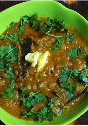 ஆலு மட்டர் பட்டர் மசாலா (Aloo Mutter butter Masala Recipe in Tamil) செய்முறை முக்கிய புகைப்படம்