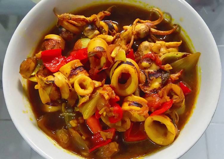  Resep  Cumi bumbu  kuning  oleh Ai Ling Cookpad