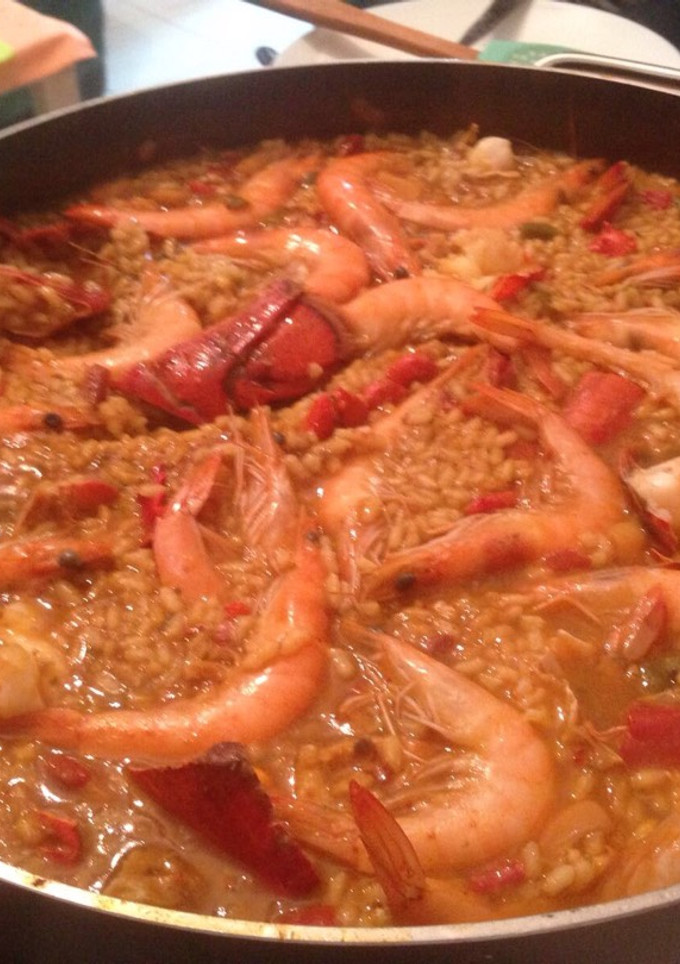 Una foto de Arroz meloso con bogavantes y langostinos