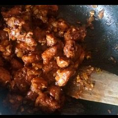 A picture of Chicken masala.