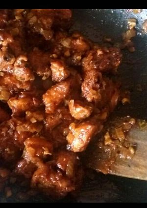 A picture of Chicken masala.