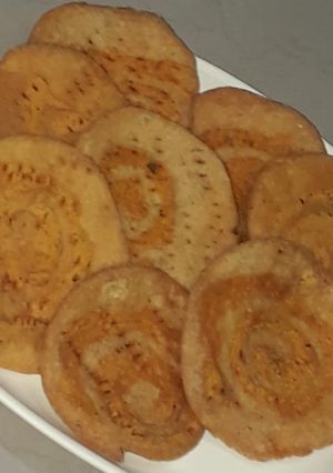 A picture of Mix flour mathri.