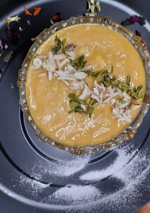 A picture of Mango phirni.