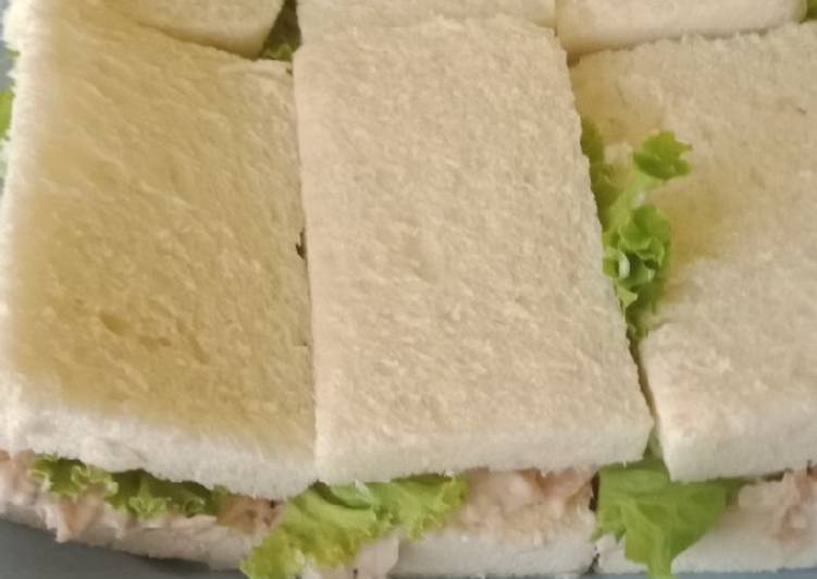 Bagaimana Membuat Sandwich tuna mayo, Lezat Sekali