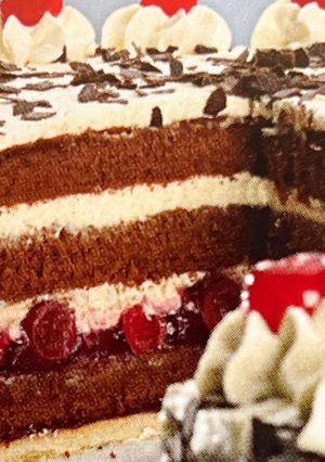 Zdjęcie przepisu Tort „Szwarcwaldzki” (Książka Thermomix).
