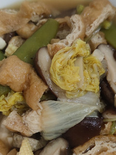 A picture of Napa cabbage.