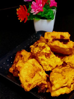 બ્રેડ પકોડા (Bread Pakoda Recipe In Gujarati) રેસીપી મુખ્ય ફોટો