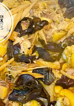 Foto resep Steamed chicken with black fungus and lily flowers