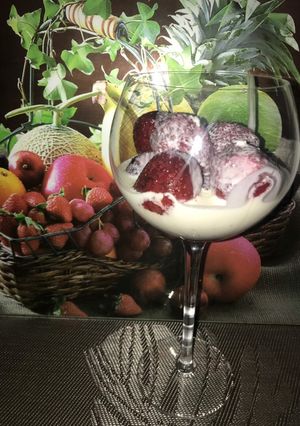 Una foto de Frutillas con crema sin azúcar