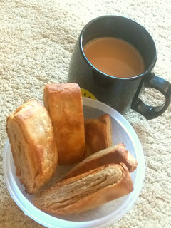 A picture of Butter Puff Biscuit.