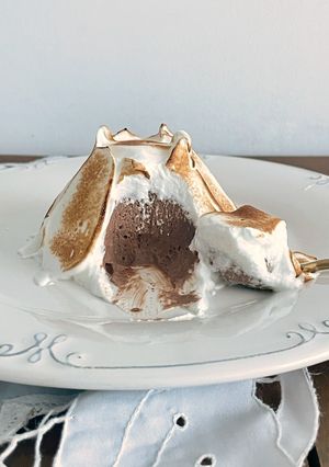 Una foto de Baked alaska