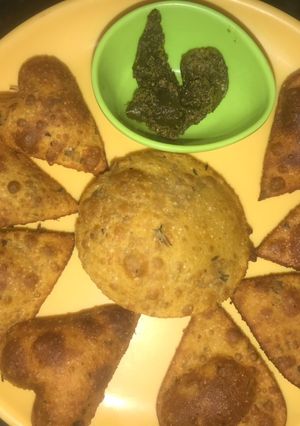 A picture of Masala Poori.