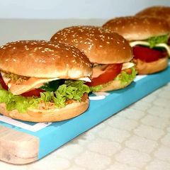 A picture of Chicken burger.