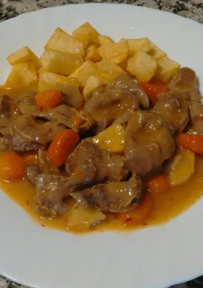 Una foto de Mollejas de pollo con calabaza