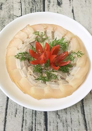 Hình của món Thịt ba chỉ luộc 🥩.