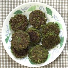 A picture of Hara Chana Kebab.
