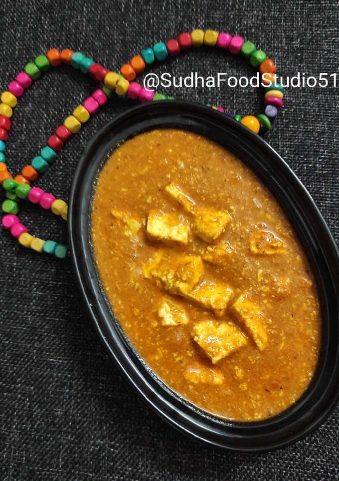 રેડ ગ્રેવી પનીર (Red Gravy Paneer Sabji Recipe In Gujarati) રેસીપી મુખ્ય ફોટો