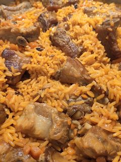 Una foto de Arroz con costilla