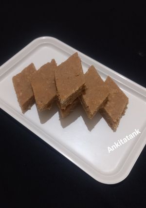 A picture of Healthy jaggery gond paak.