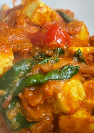 A picture of Chickpea and Tofu Curry.