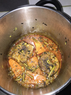 Una foto de Carne de ternera con batata y judías