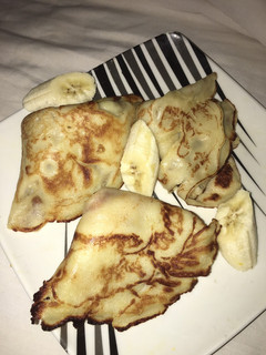 A picture of Apple crêpes🥠🍎.