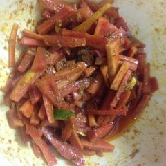 A picture of Gajar ka achar.