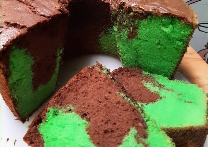 Bagaimana Menyiapkan Bolu panggang pandan coklat Anti Gagal