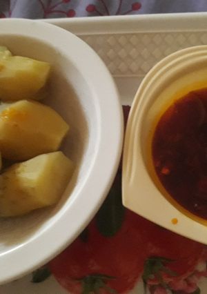 A picture of Sweet potatoes and palmoil.