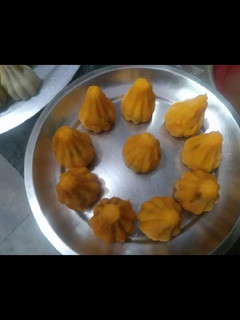 A picture of Modak.