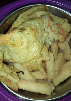 A picture of Fried yam & egg.