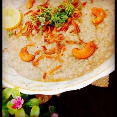 A picture of Hyderabadi Haleem.
