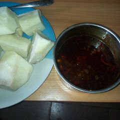 A picture of White yam and red oil souce.