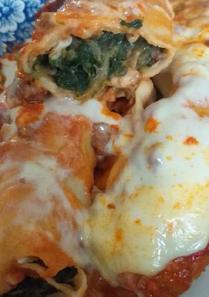 Una foto de Canelones de Verdura